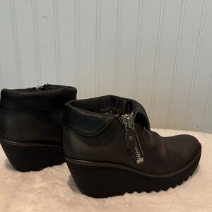 Fly London Yoxi Leather Wedge Ankle Boot Size 39